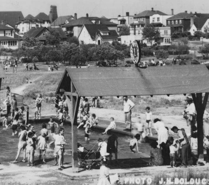 Terrain de jeux-a-propos